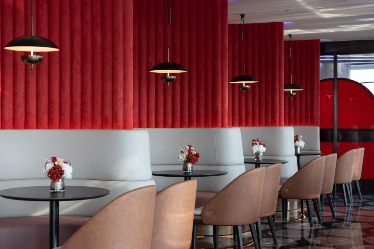 מלון Radisson Red Guangzhou South Railway Station מראה חיצוני תמונה