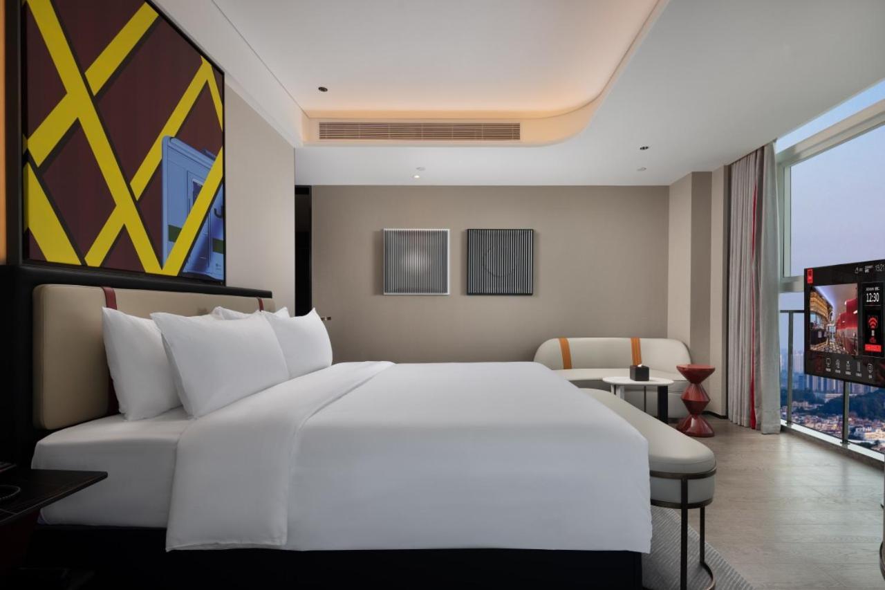מלון Radisson Red Guangzhou South Railway Station מראה חיצוני תמונה