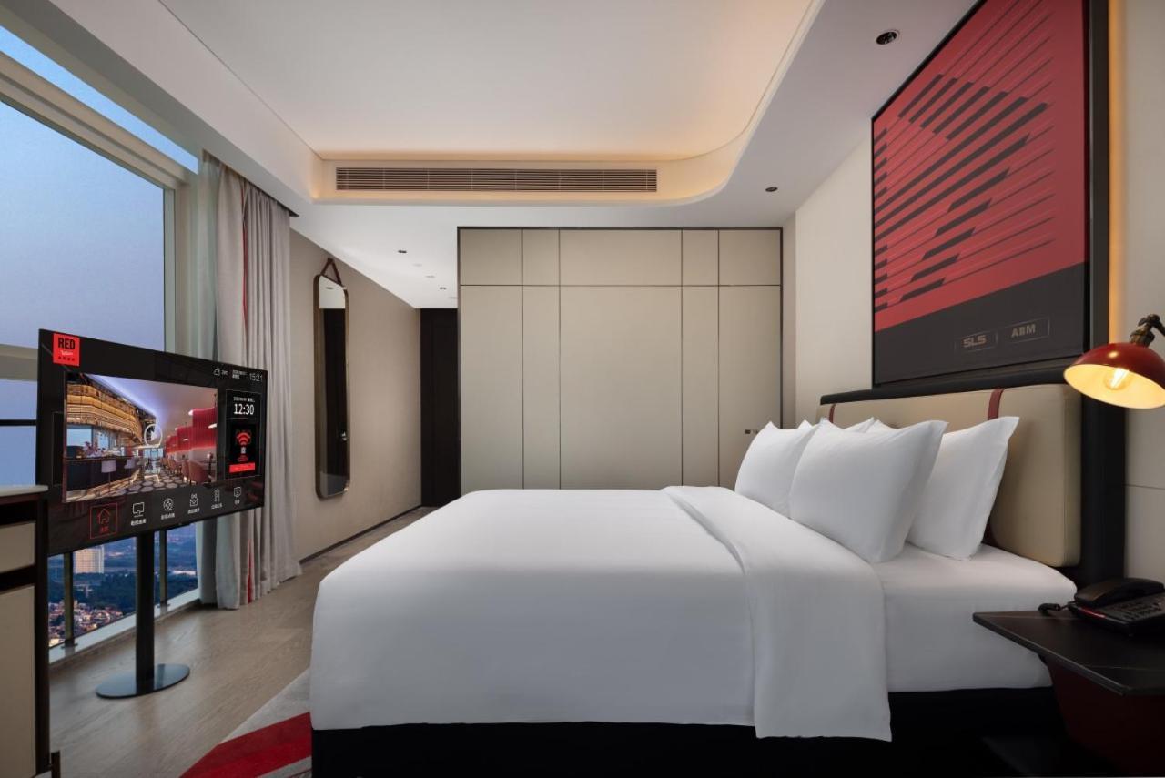 מלון Radisson Red Guangzhou South Railway Station מראה חיצוני תמונה