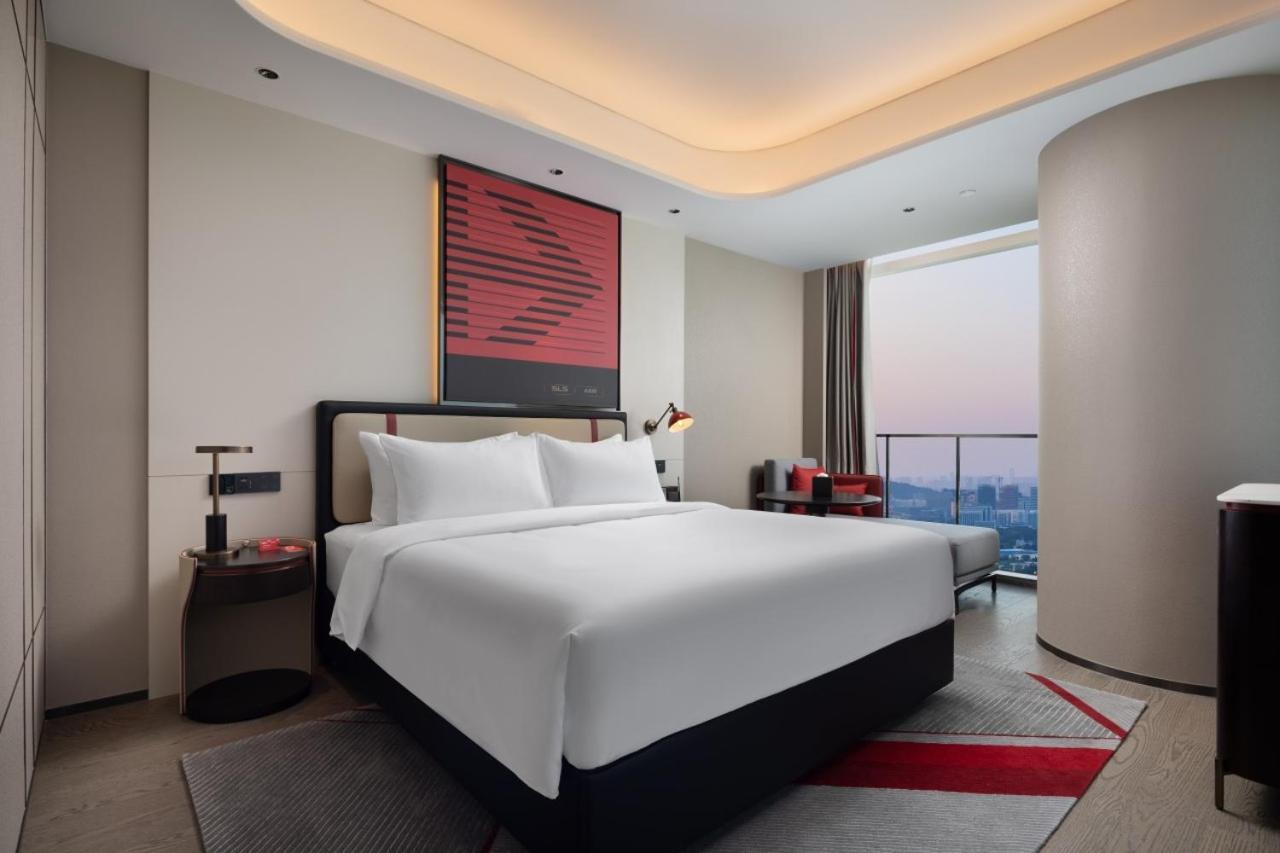 מלון Radisson Red Guangzhou South Railway Station מראה חיצוני תמונה